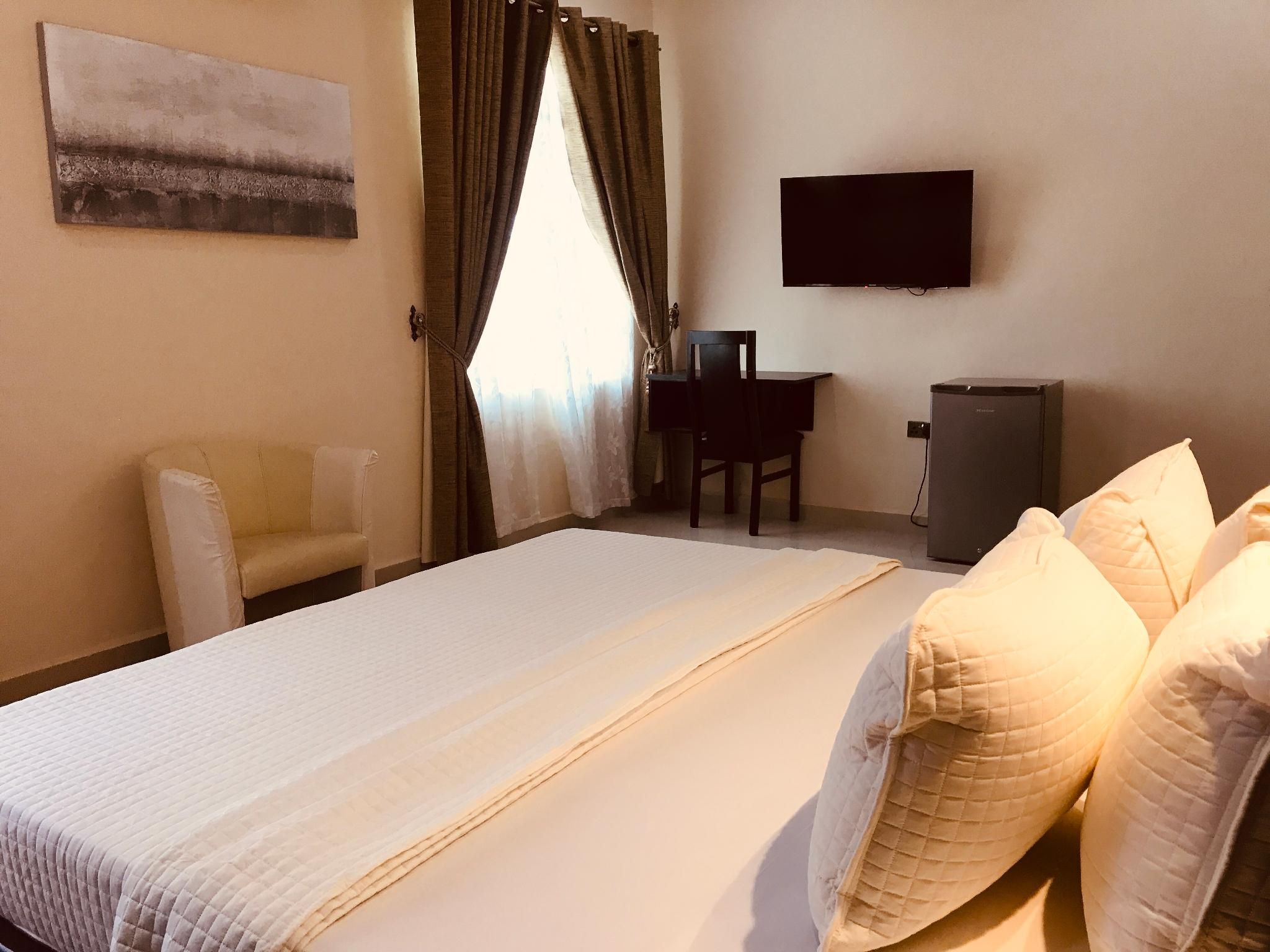 Superior - 1 King Bed