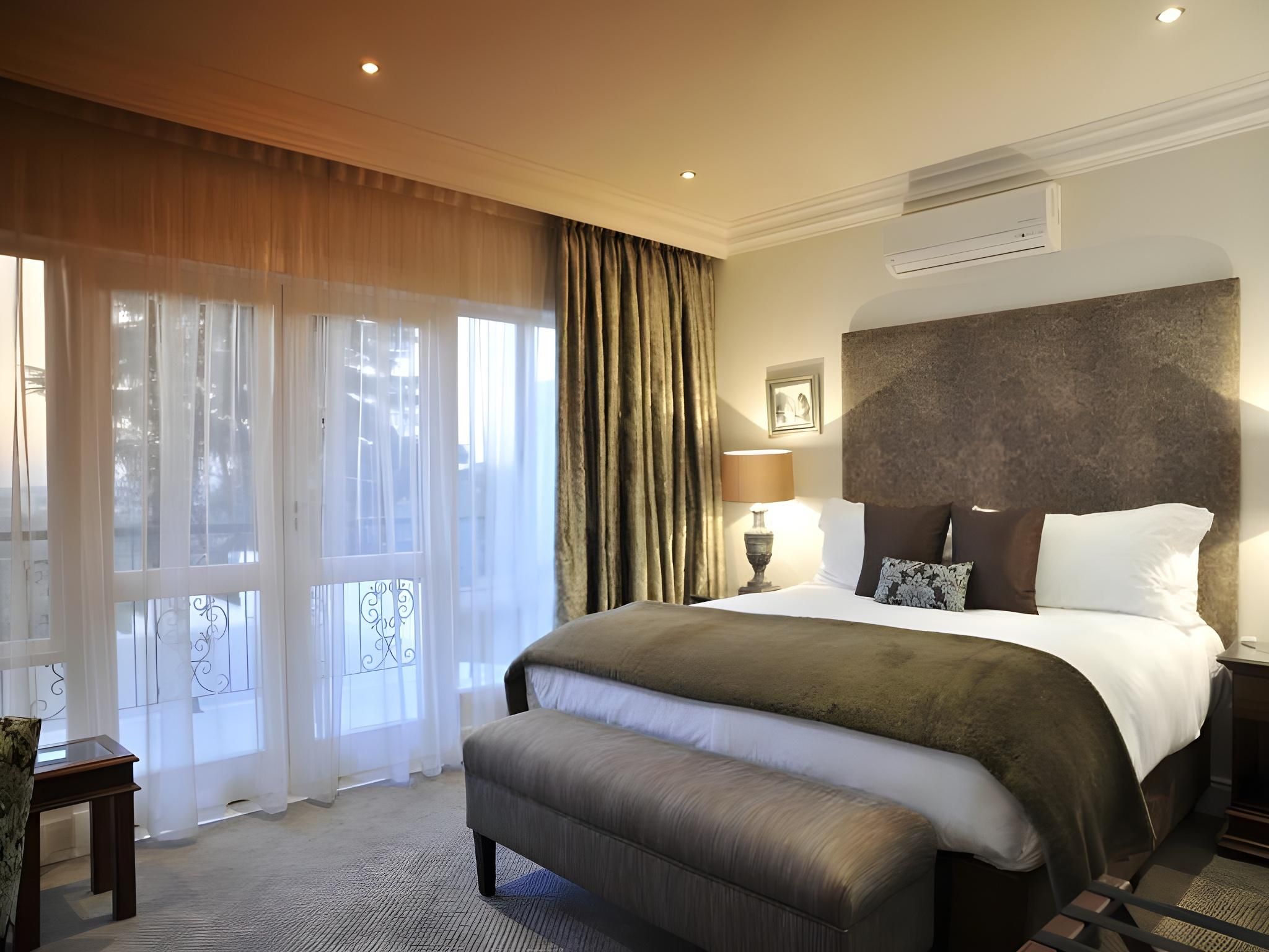 Luxury Suite