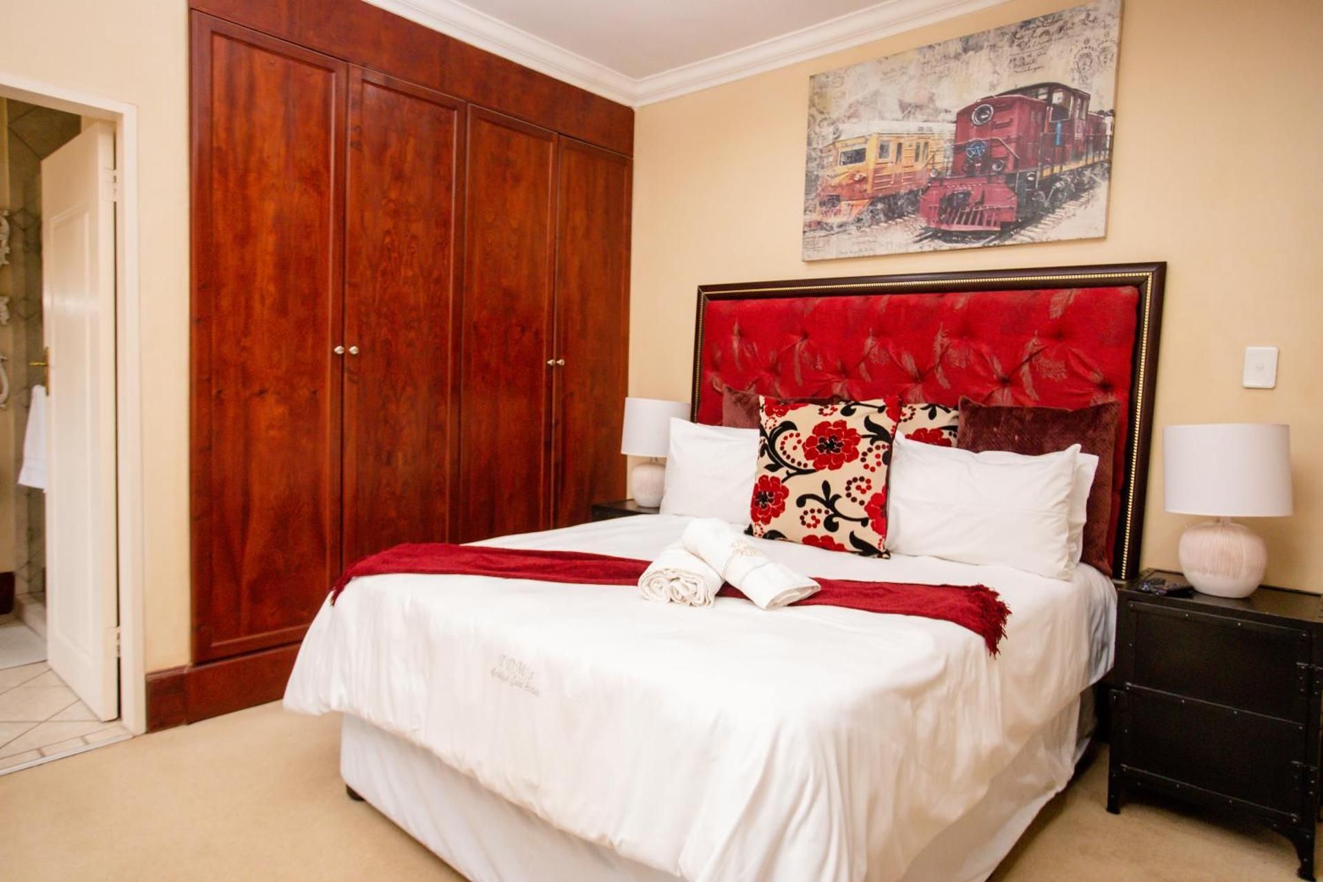 Classic Queen Room