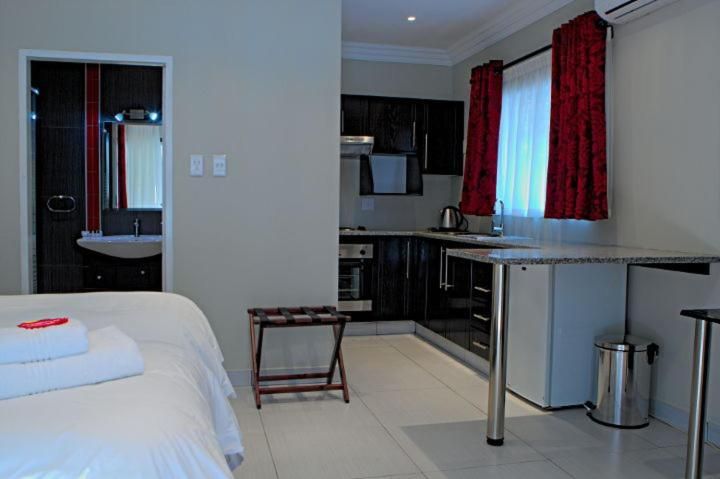 Twin Room with Bathroom