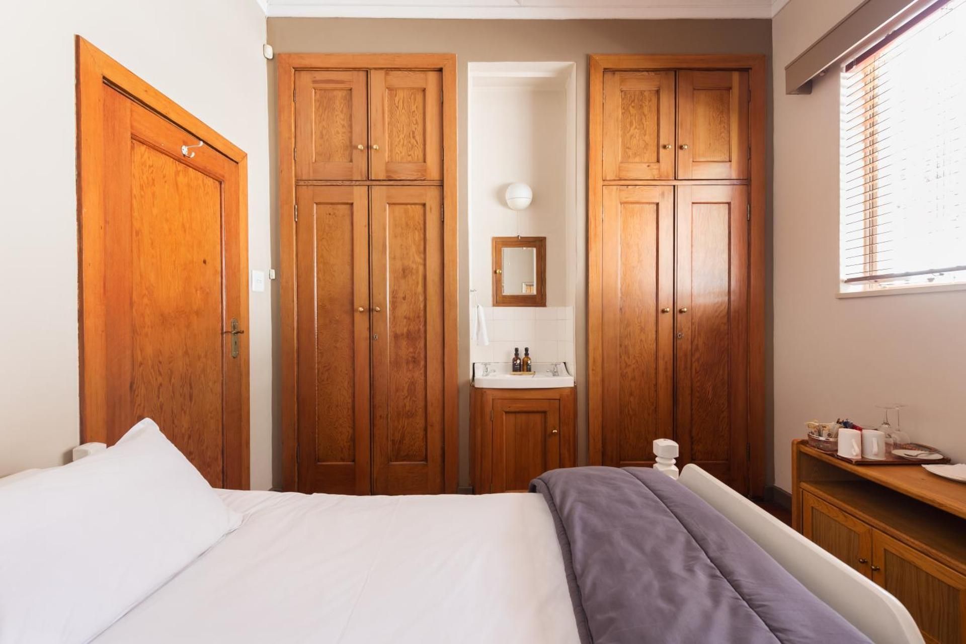 Twin Room with Bathroom