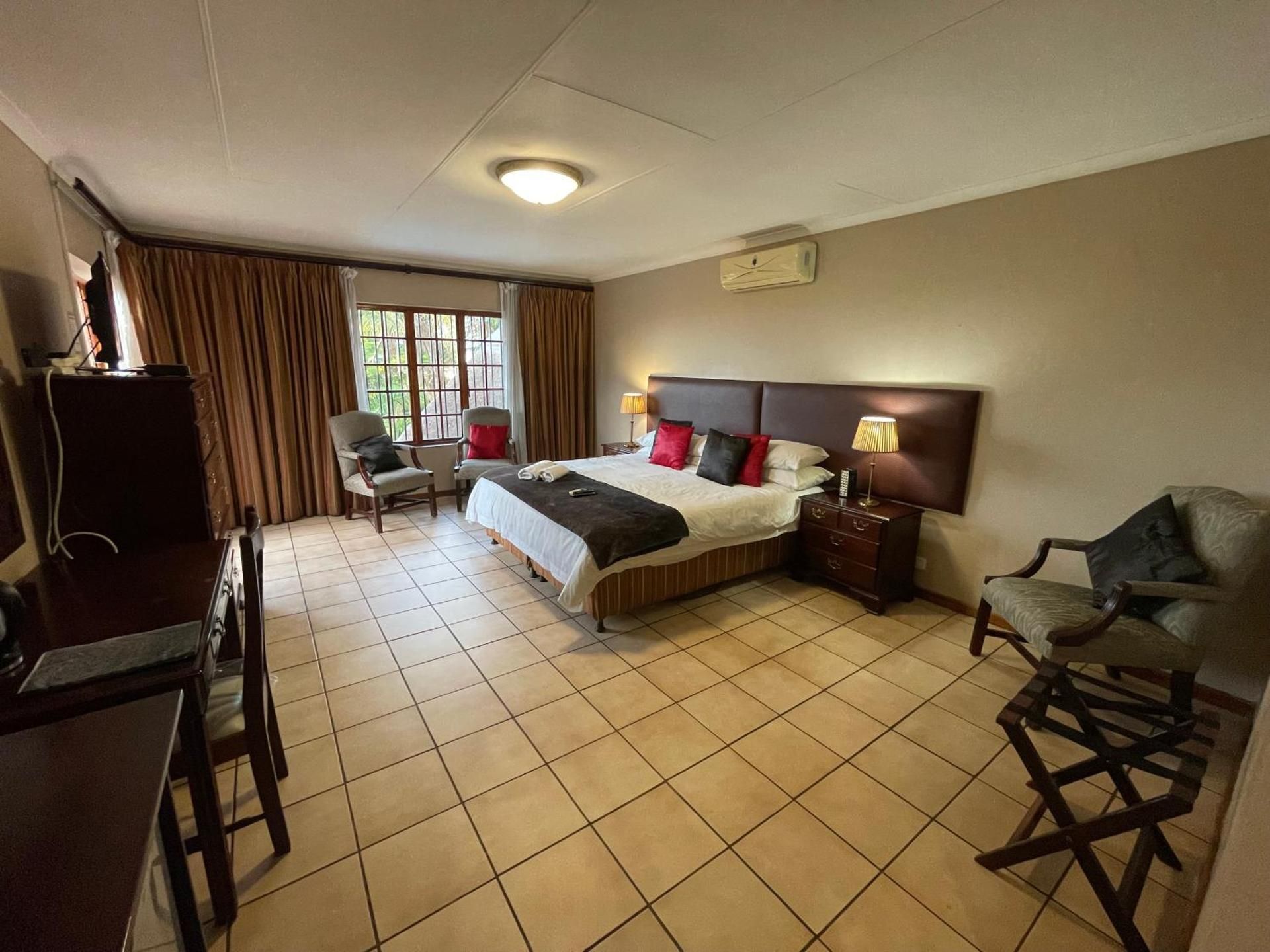 King Room with Mountain View