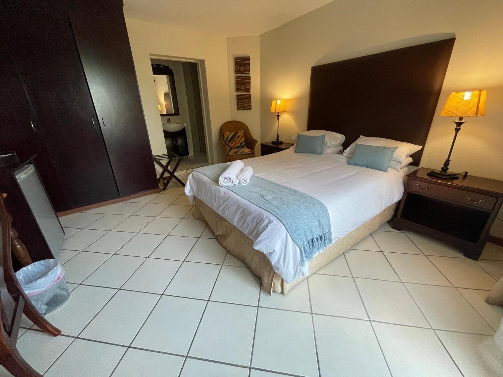 Double Room with Pool View