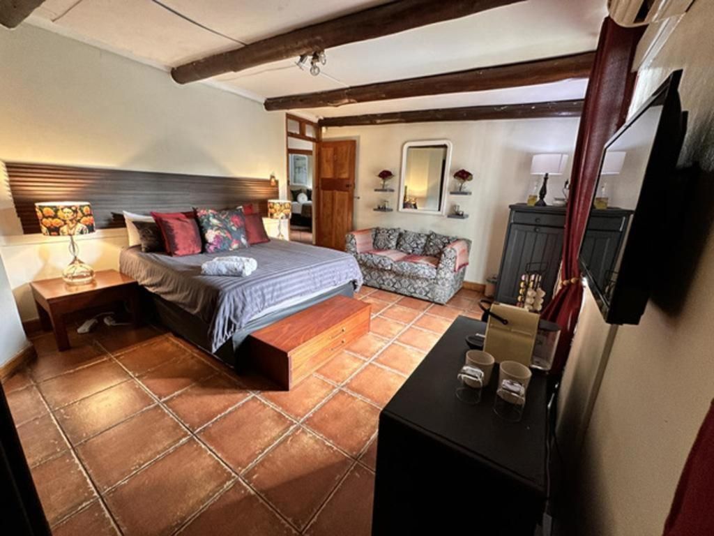 Classic Queen Room