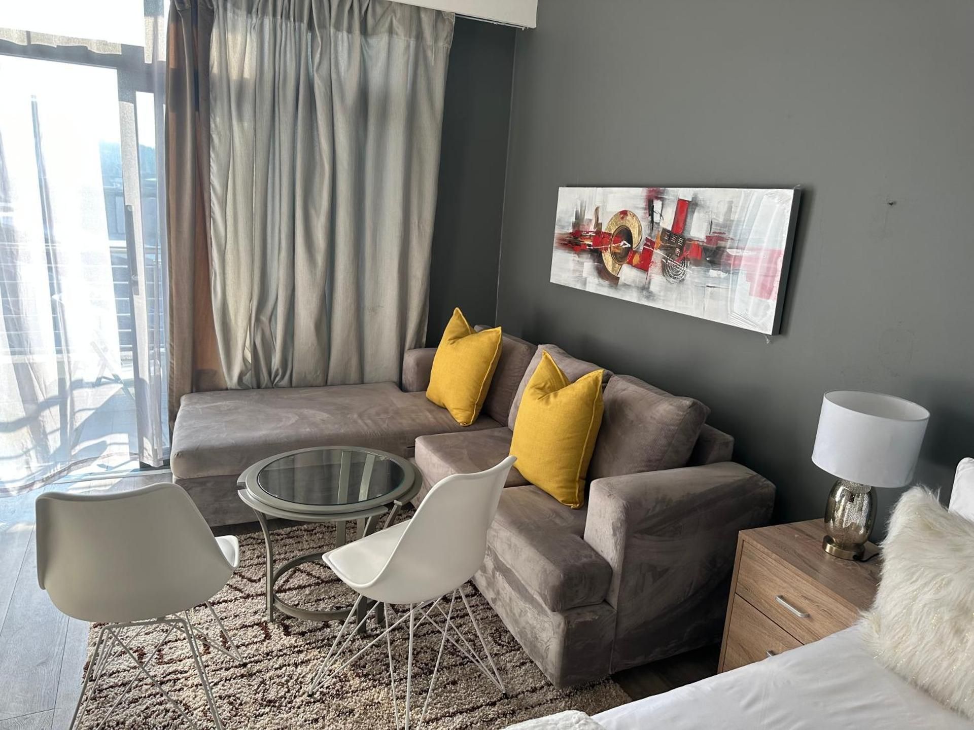 King Studio with Sofa Bed