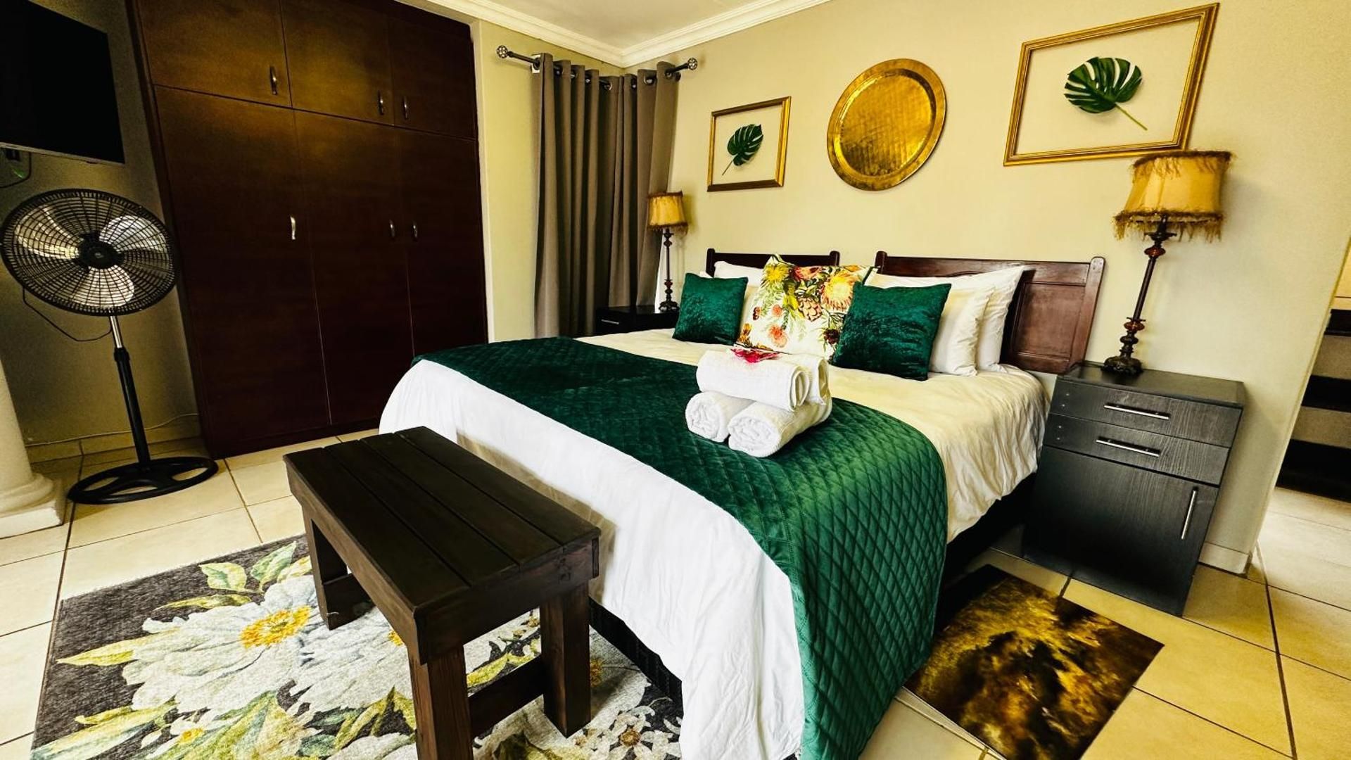 Deluxe Double or Twin Room with Pool Access