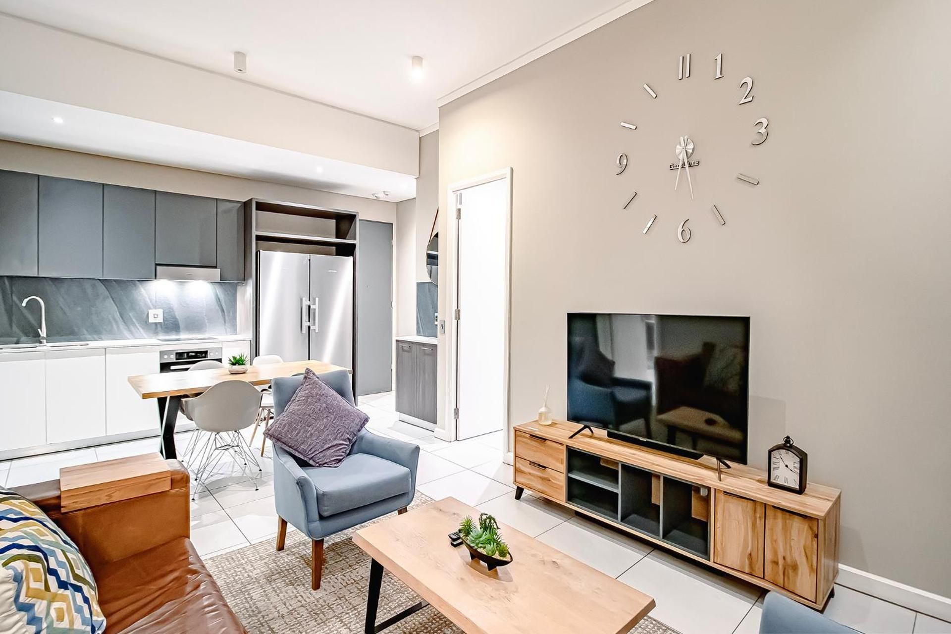 Two-Bedroom Apartment with City View