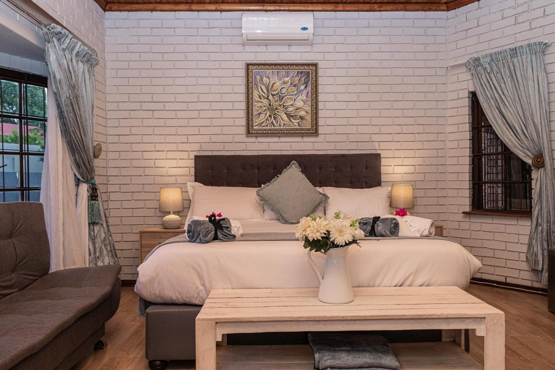 Mereke Manor Standard Room