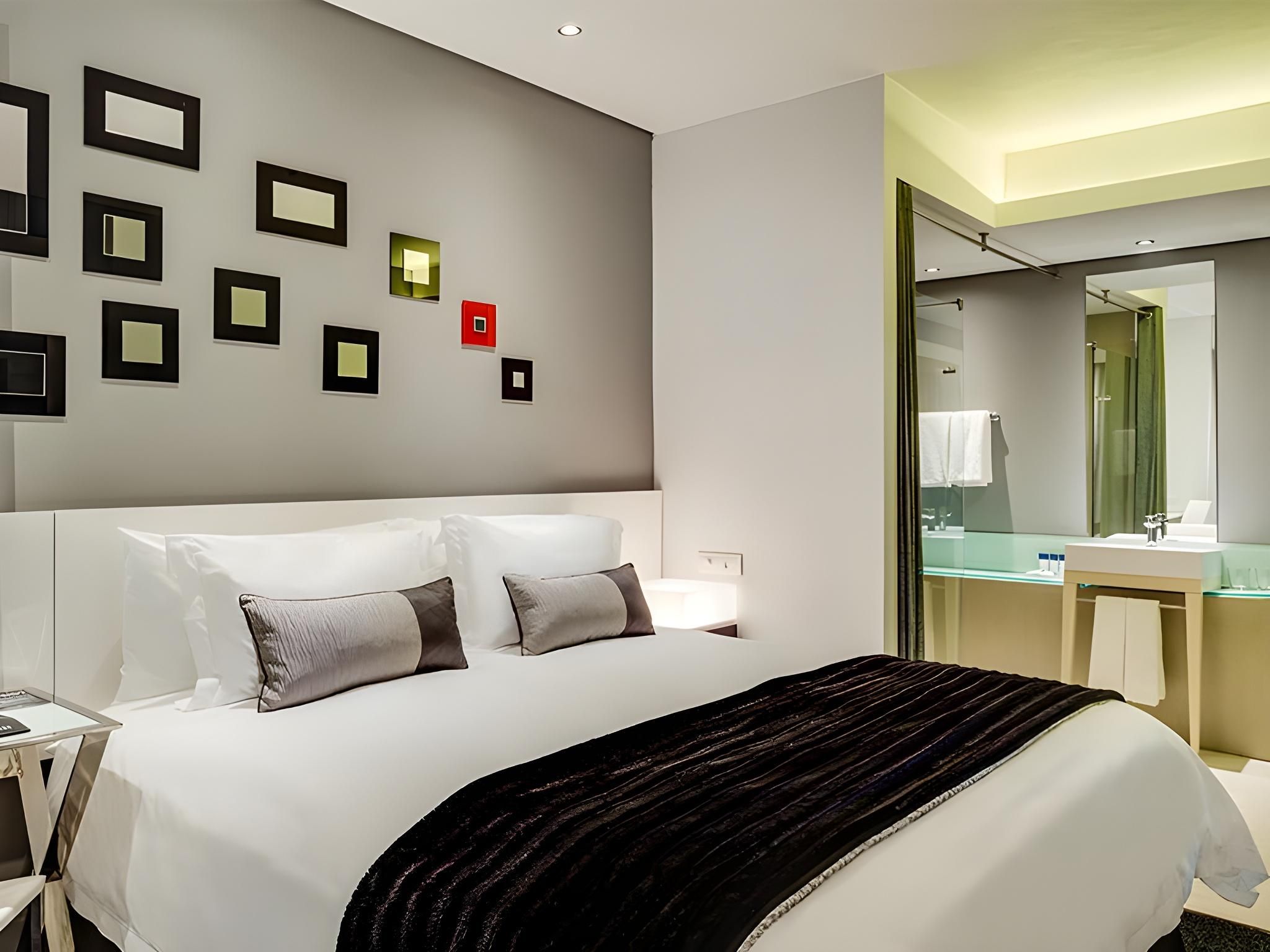 Guest Room, 1 King