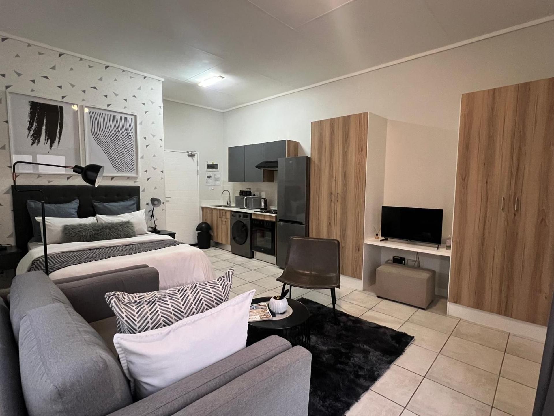 Studio Apartment