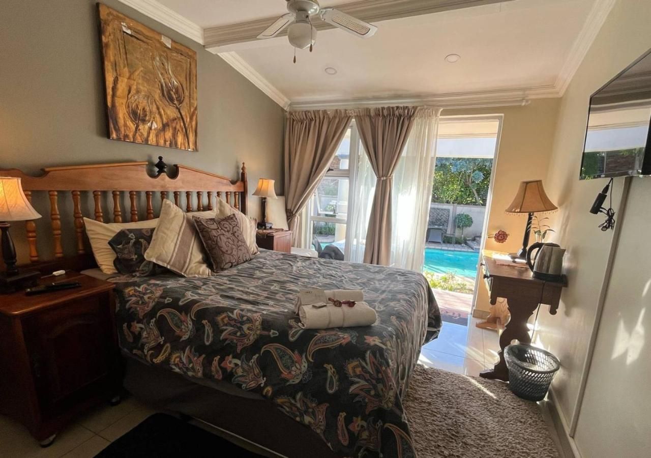 Double Room with Shared Bathroom