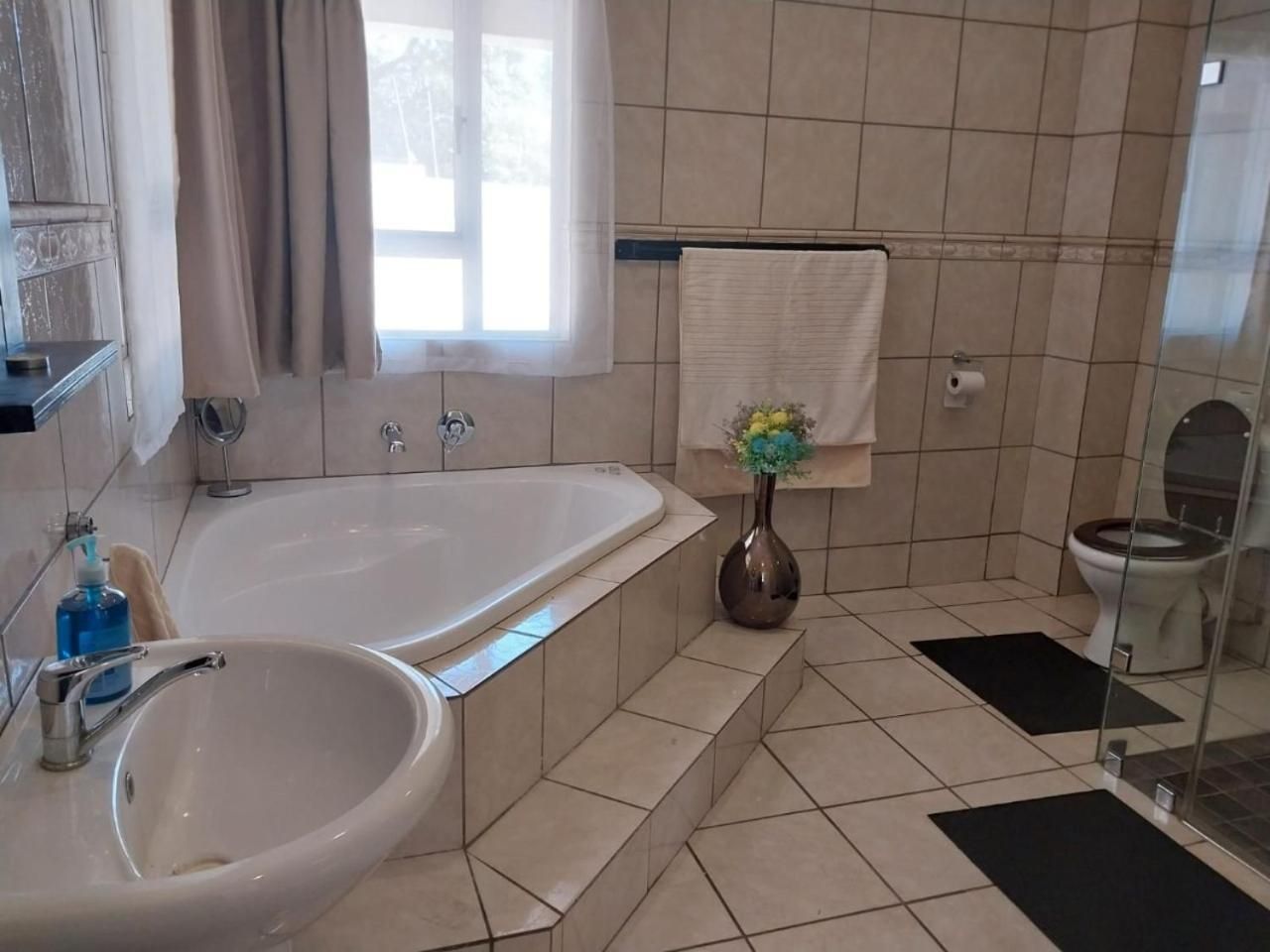 Double Room with Shared Bathroom