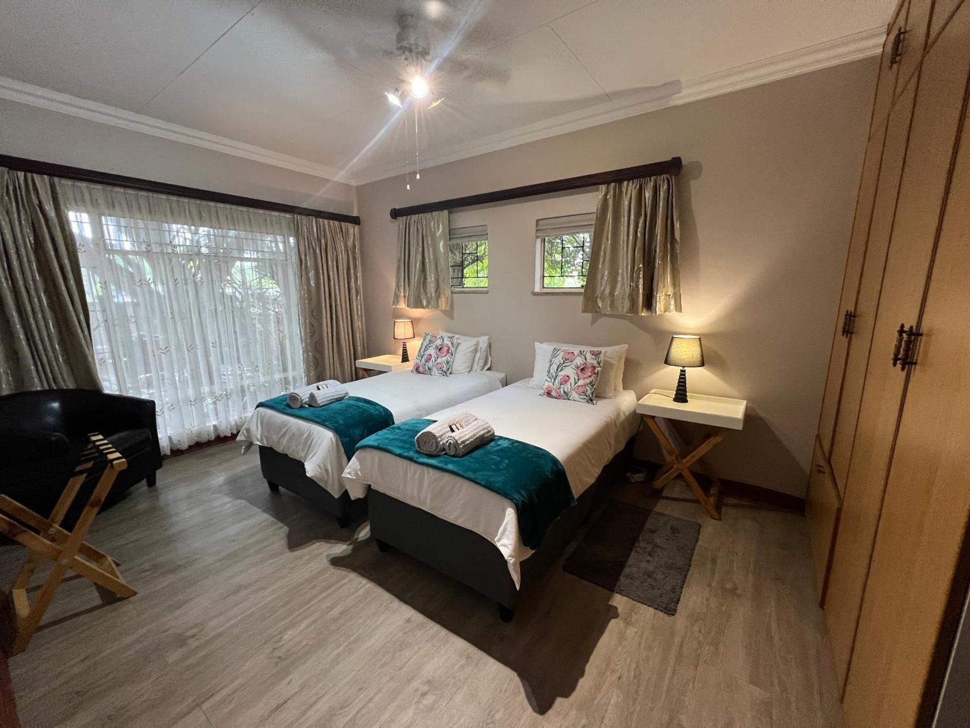 Deluxe Two-Bedroom Apartment with Garden View