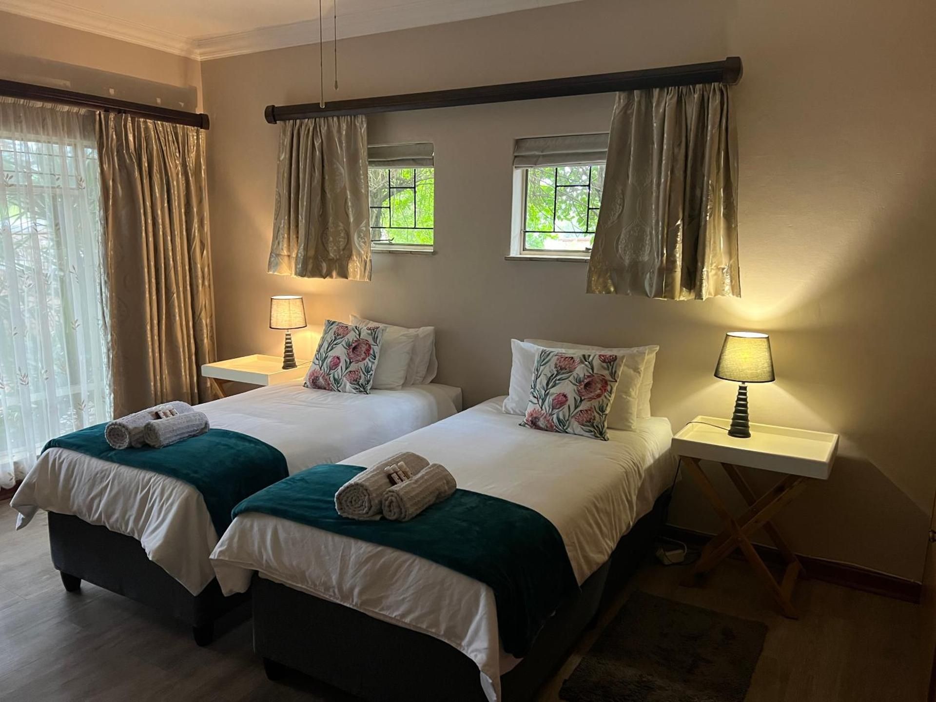 Deluxe Two-Bedroom Apartment with Garden View
