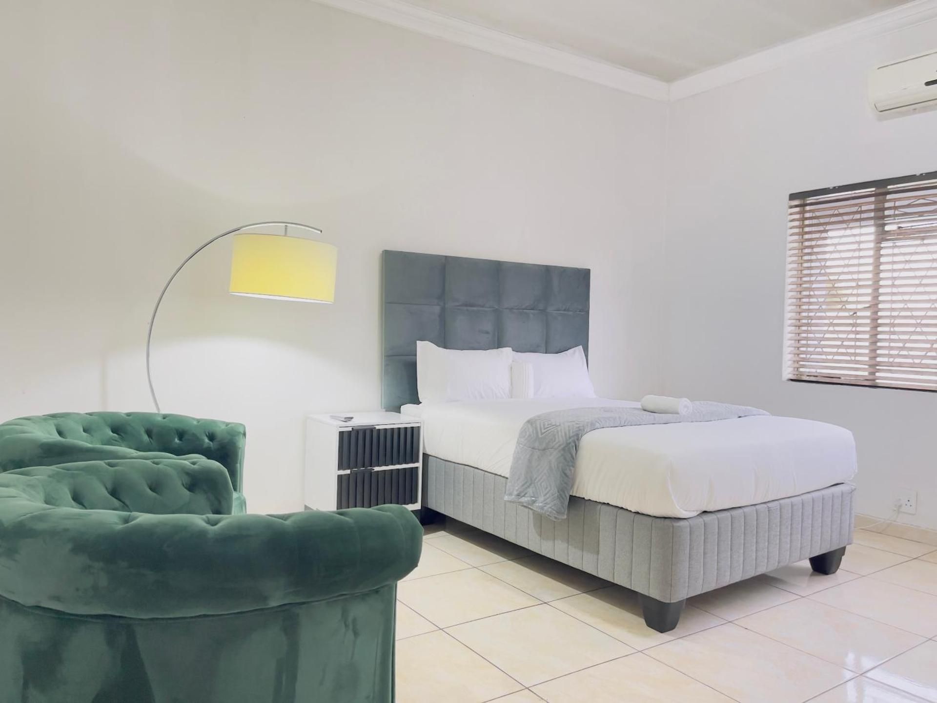 Double Room with Shared Bathroom