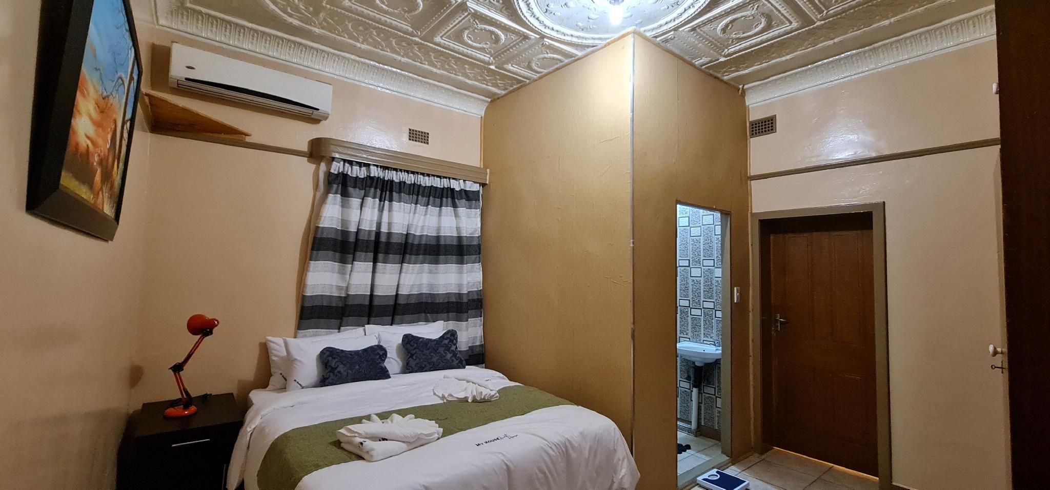 Art Deluxe King Room