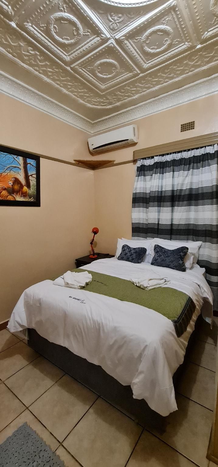 Art Deluxe King Room