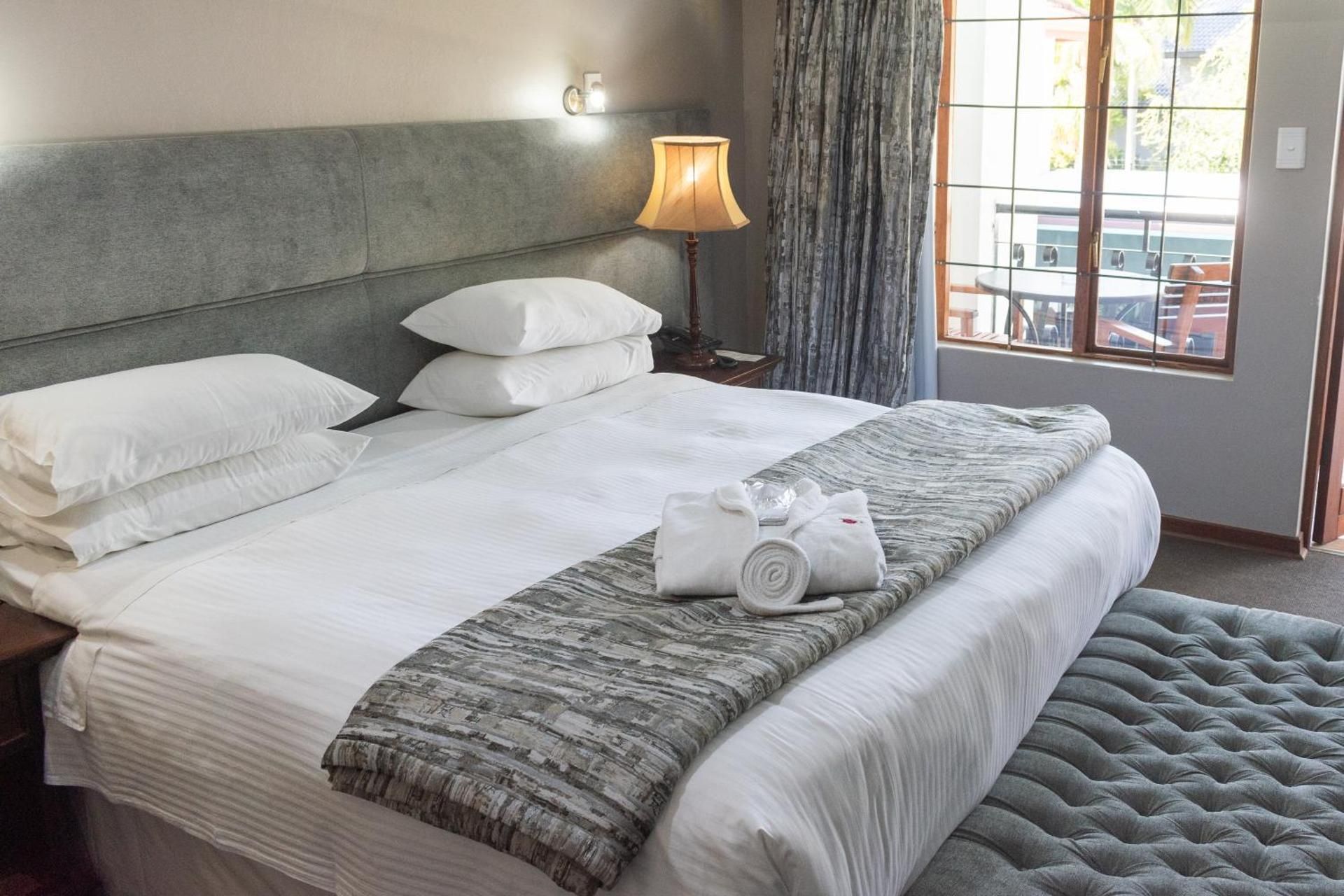 Aanmani Rose Guest House Double Room with Balcony 2