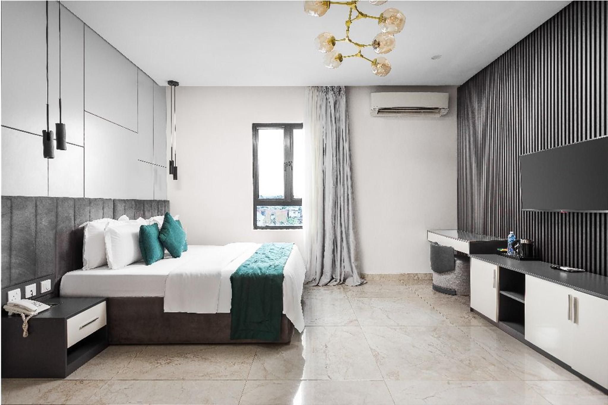 Vertus Hotel and Suites Executive Deluxe 2