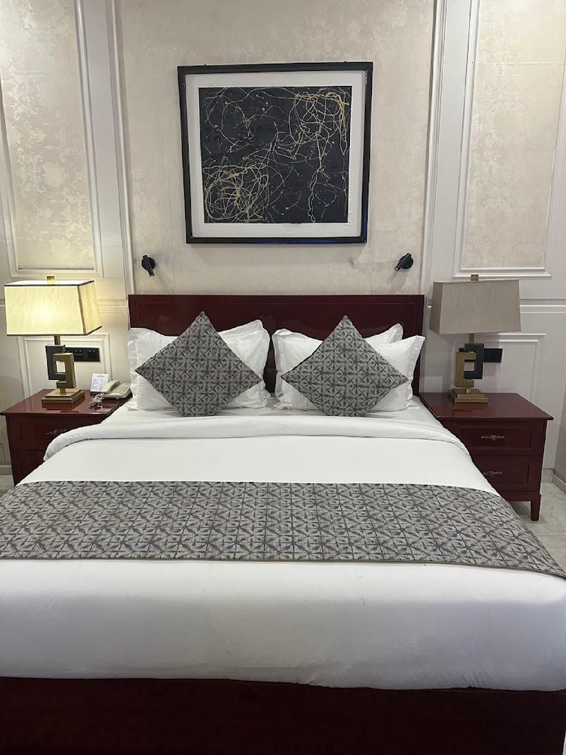 Emiez Apartment and Hotel