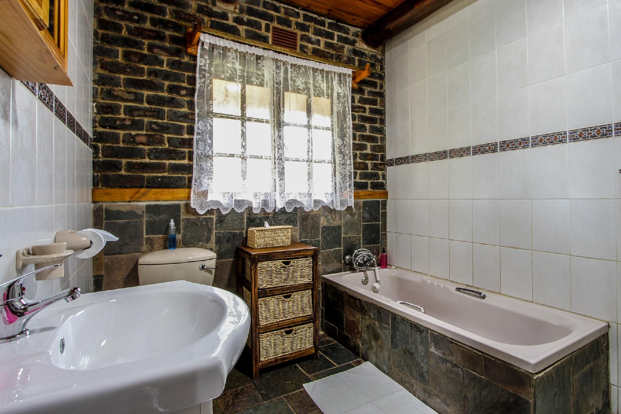 Ezulwini Game Lodge Family House 2