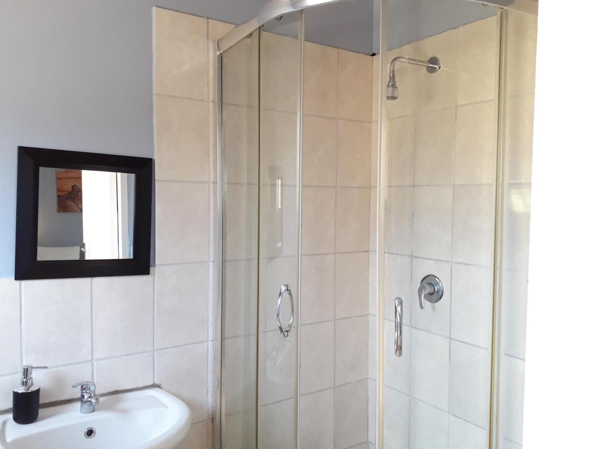 Twin Room with Bathroom