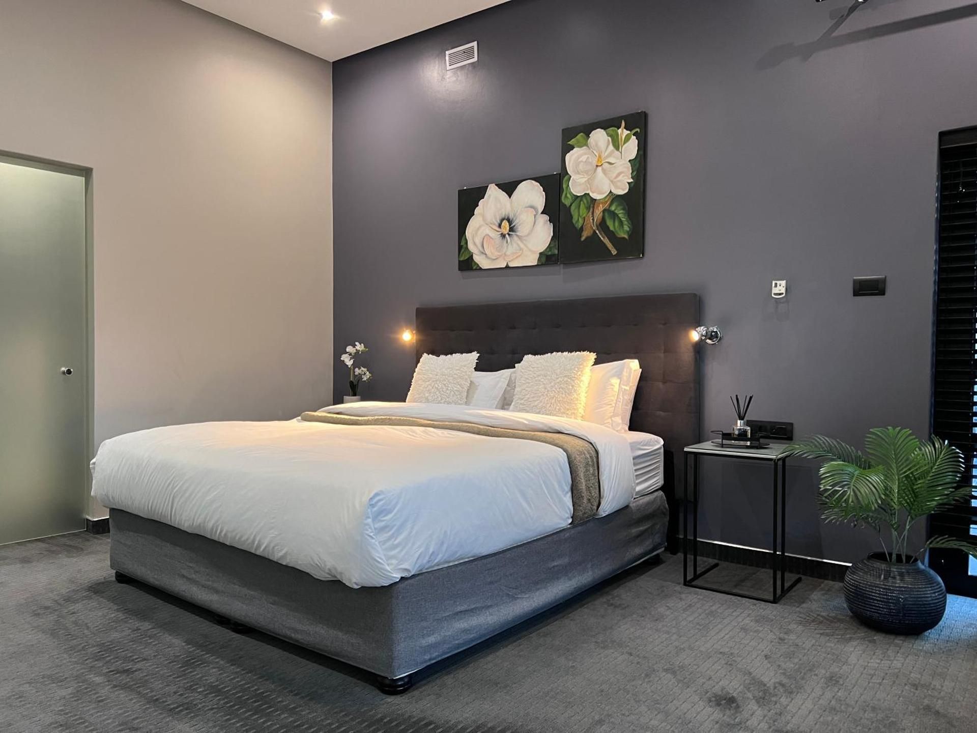 King Room with Spa Bath