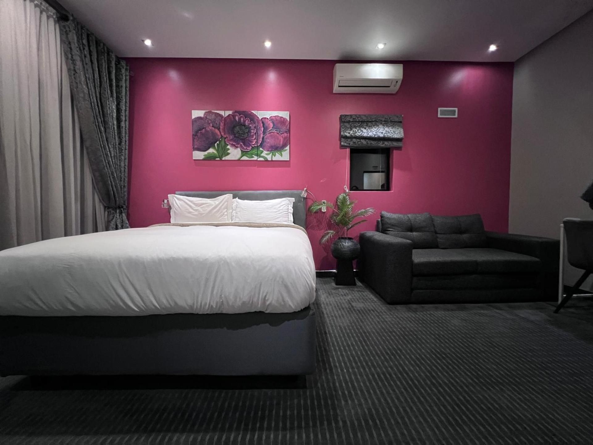 Queen Room
