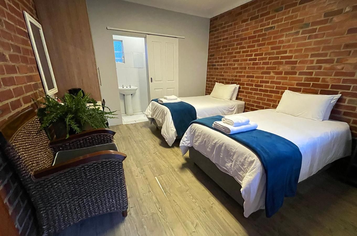 Superior Queen Room