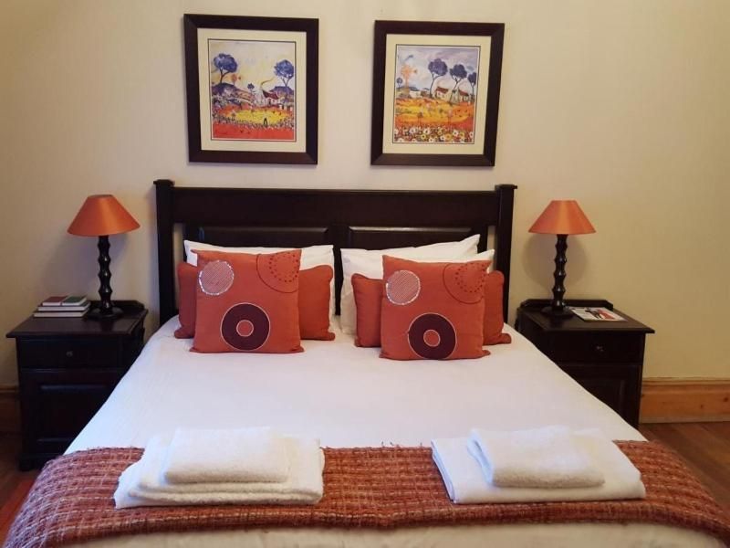 Queen Room with Garden View