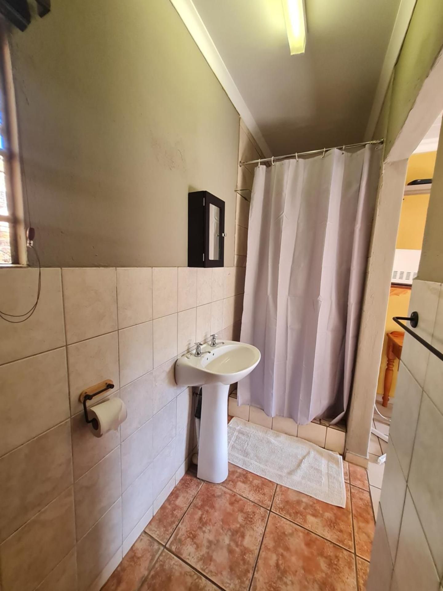 N4 Guest Lodge Double bed unit 2