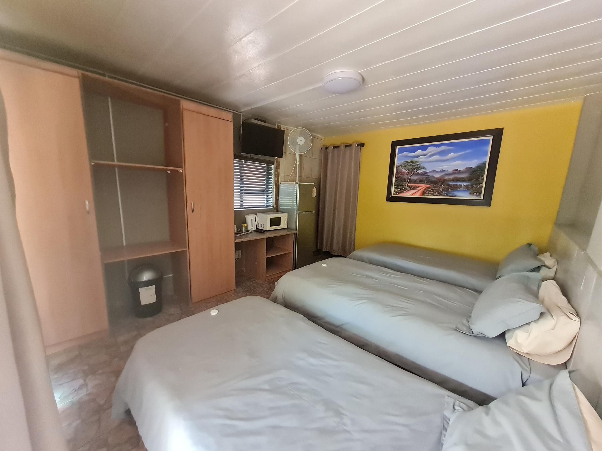 N4 Guest Lodge Family Room