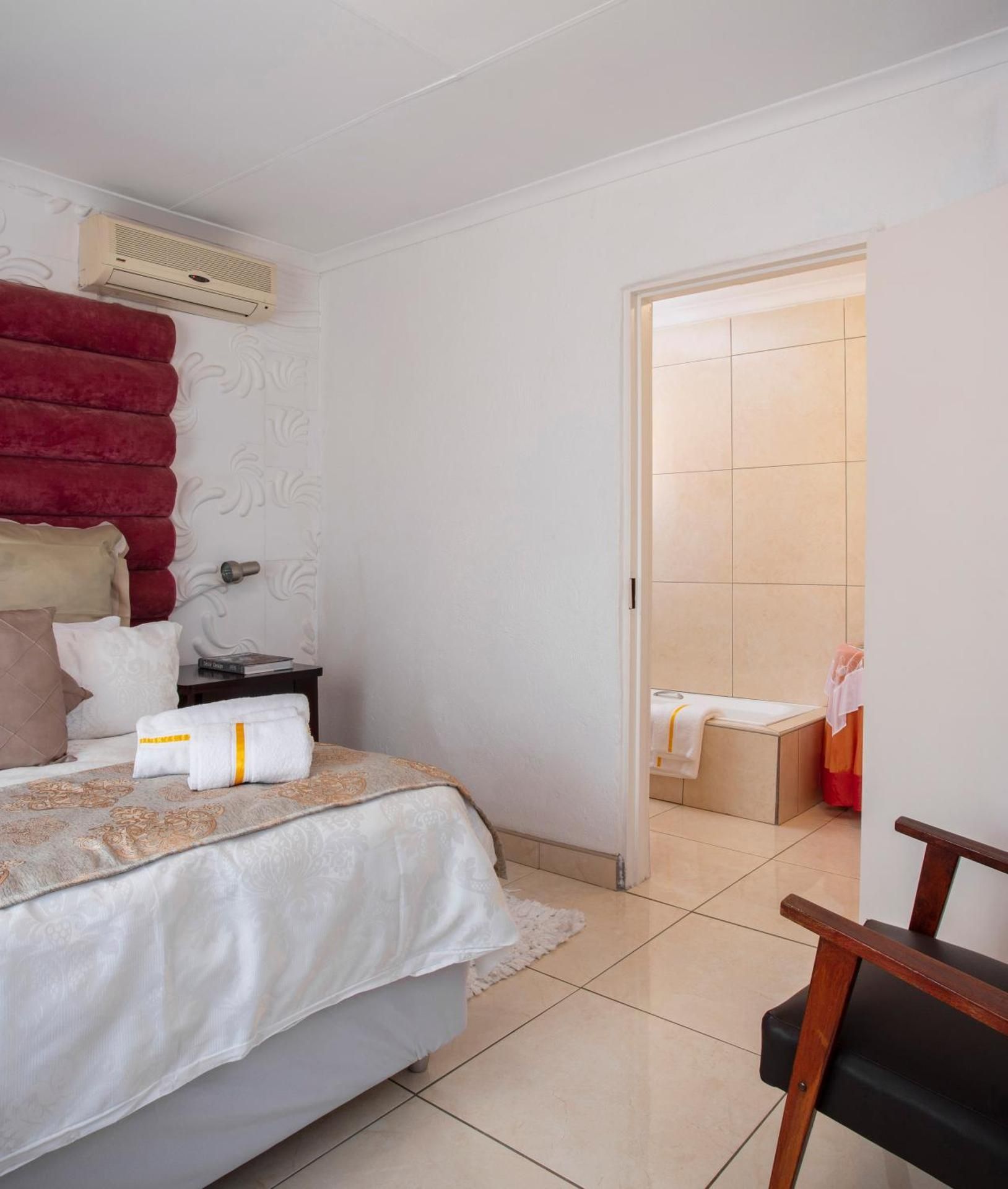 Deluxe Double Room with Bath