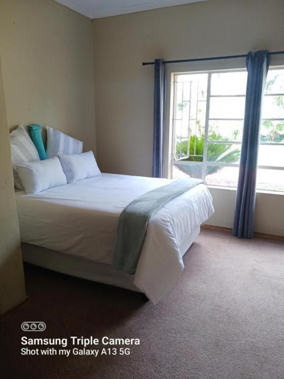 Double Room with Pool View