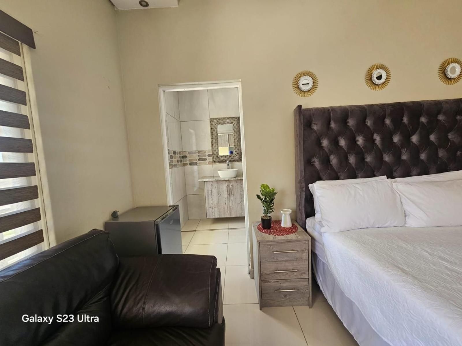 Superior Double or Twin Room with Pool View