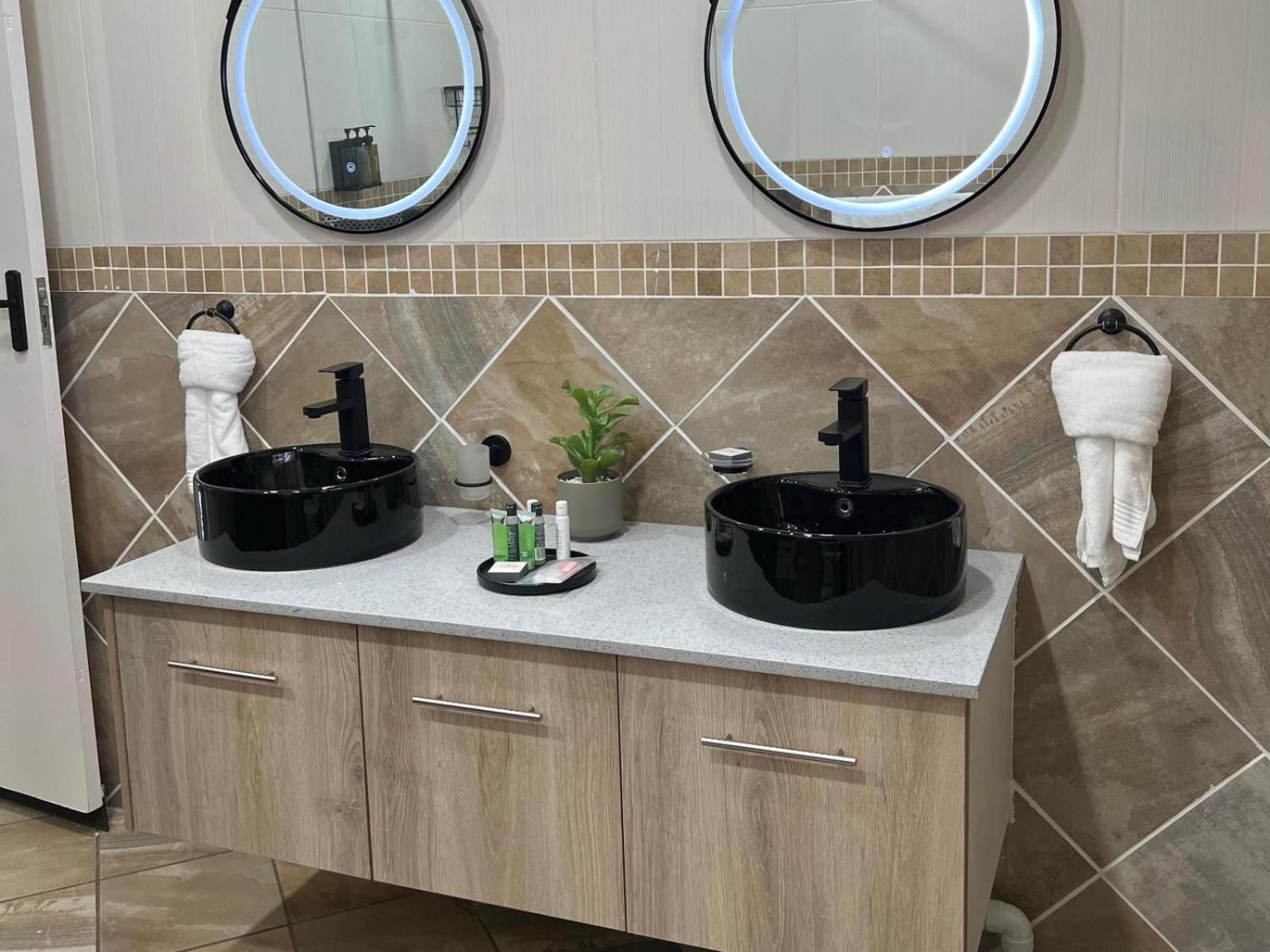 Deluxe Family Suite