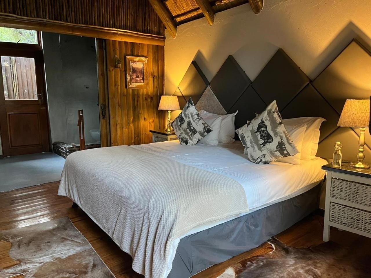 Superior Double or Twin Room with Terrace