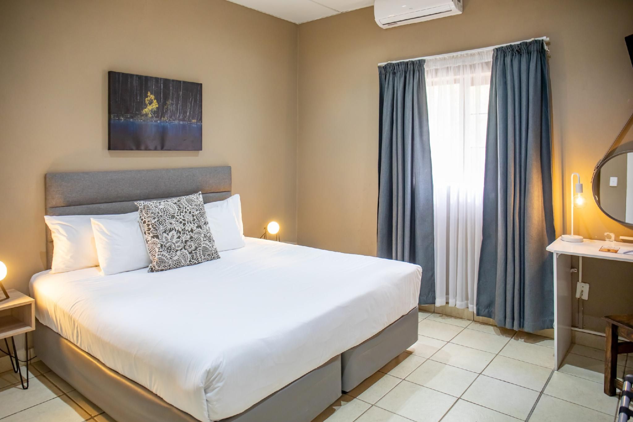 BON Hotel Rustenburg Deluxe Room