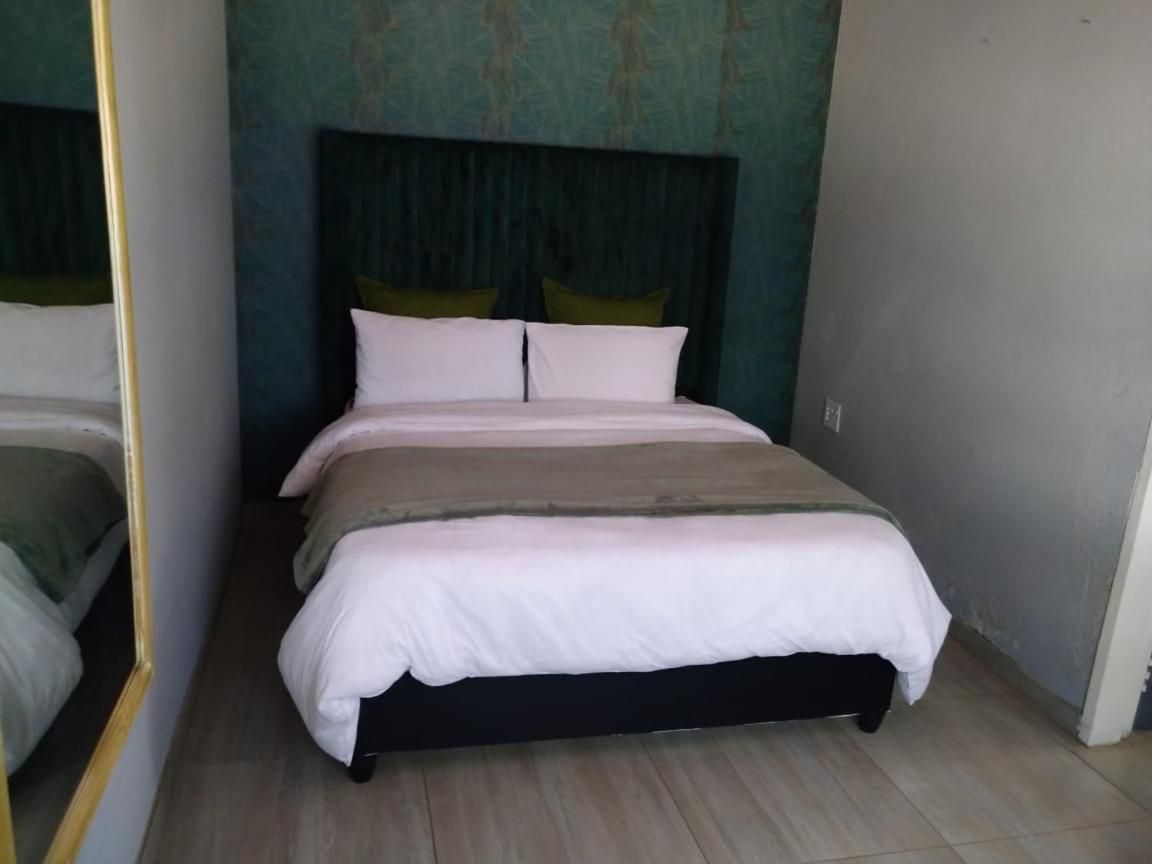 Deluxe Double Room with Shower