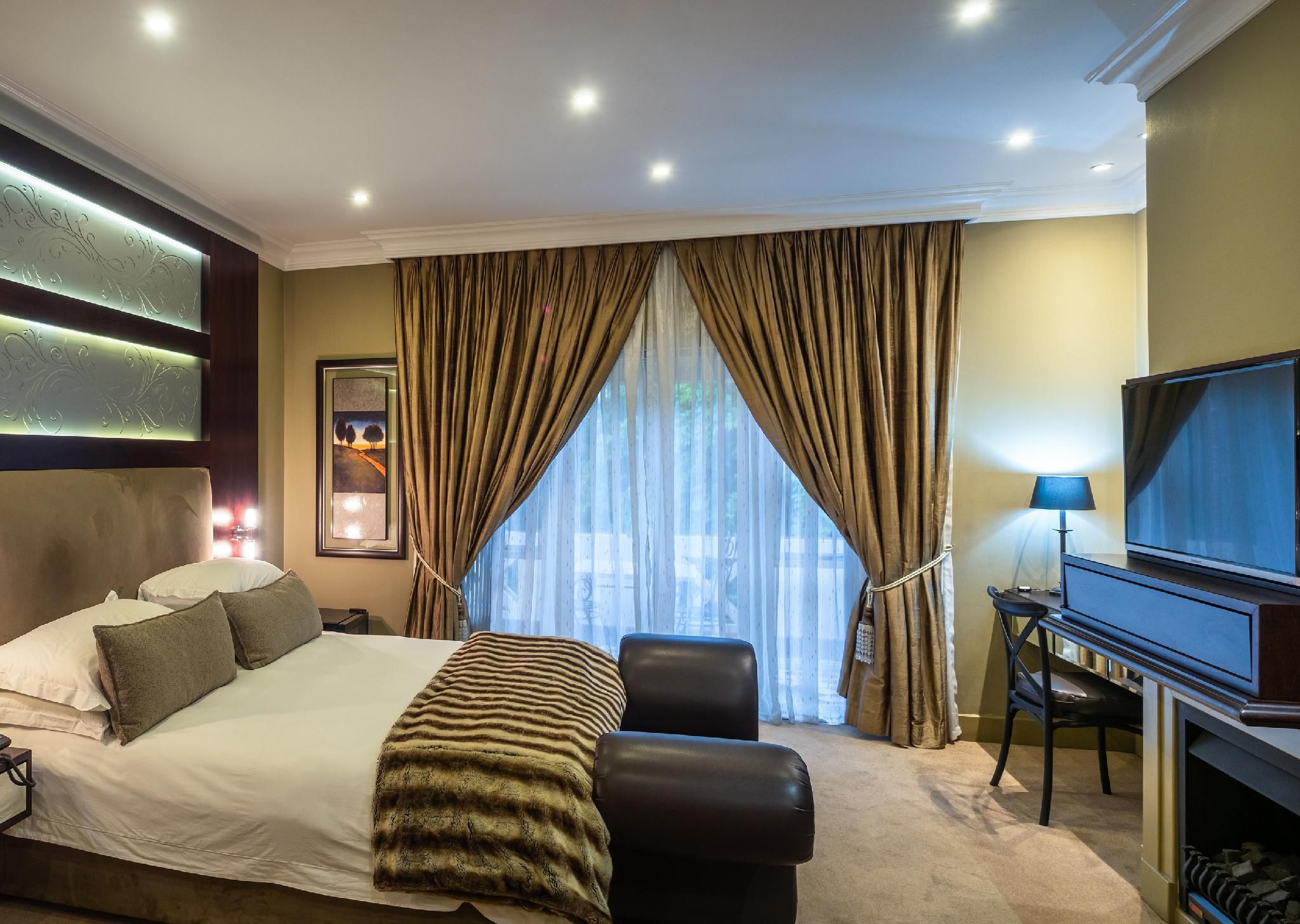 Executive Suite