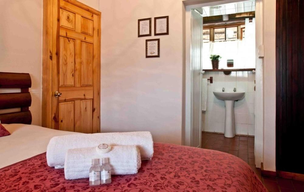 Double or Twin Room with Bathroom