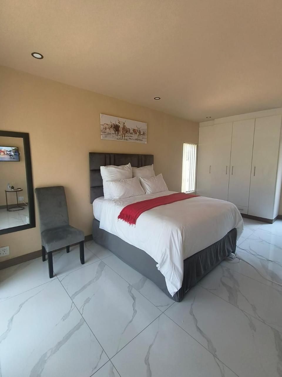 Deluxe Queen Room