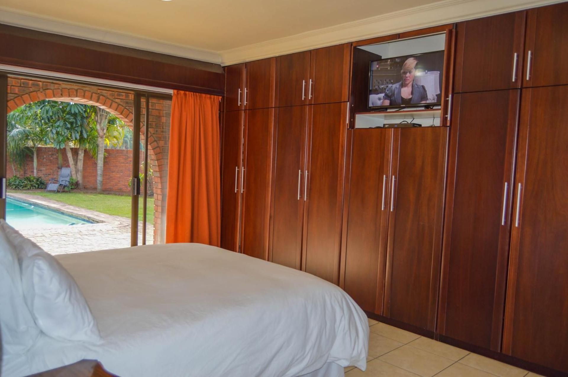 Executive Triple Room