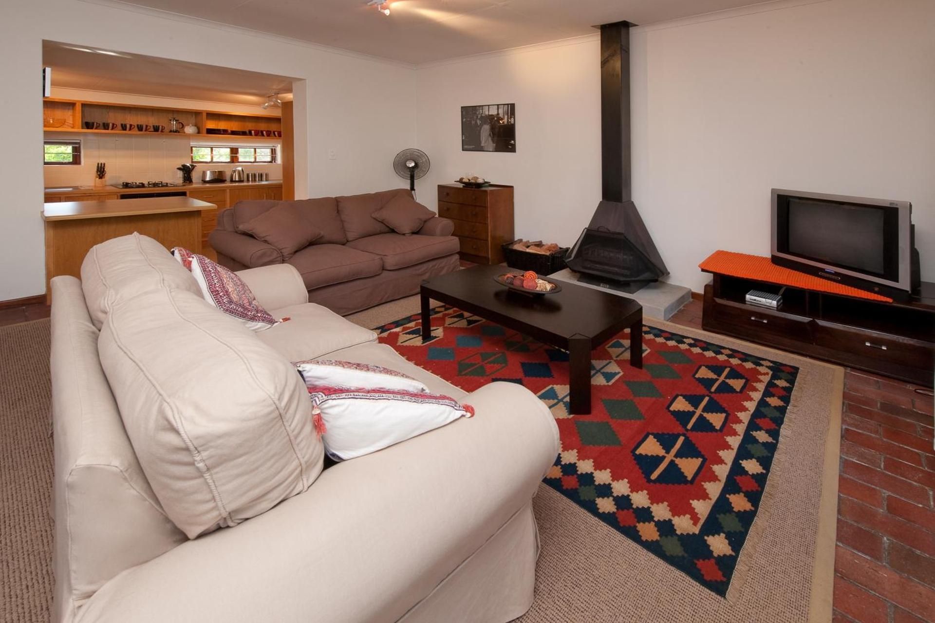 Two Bedroom Cottage With Bath