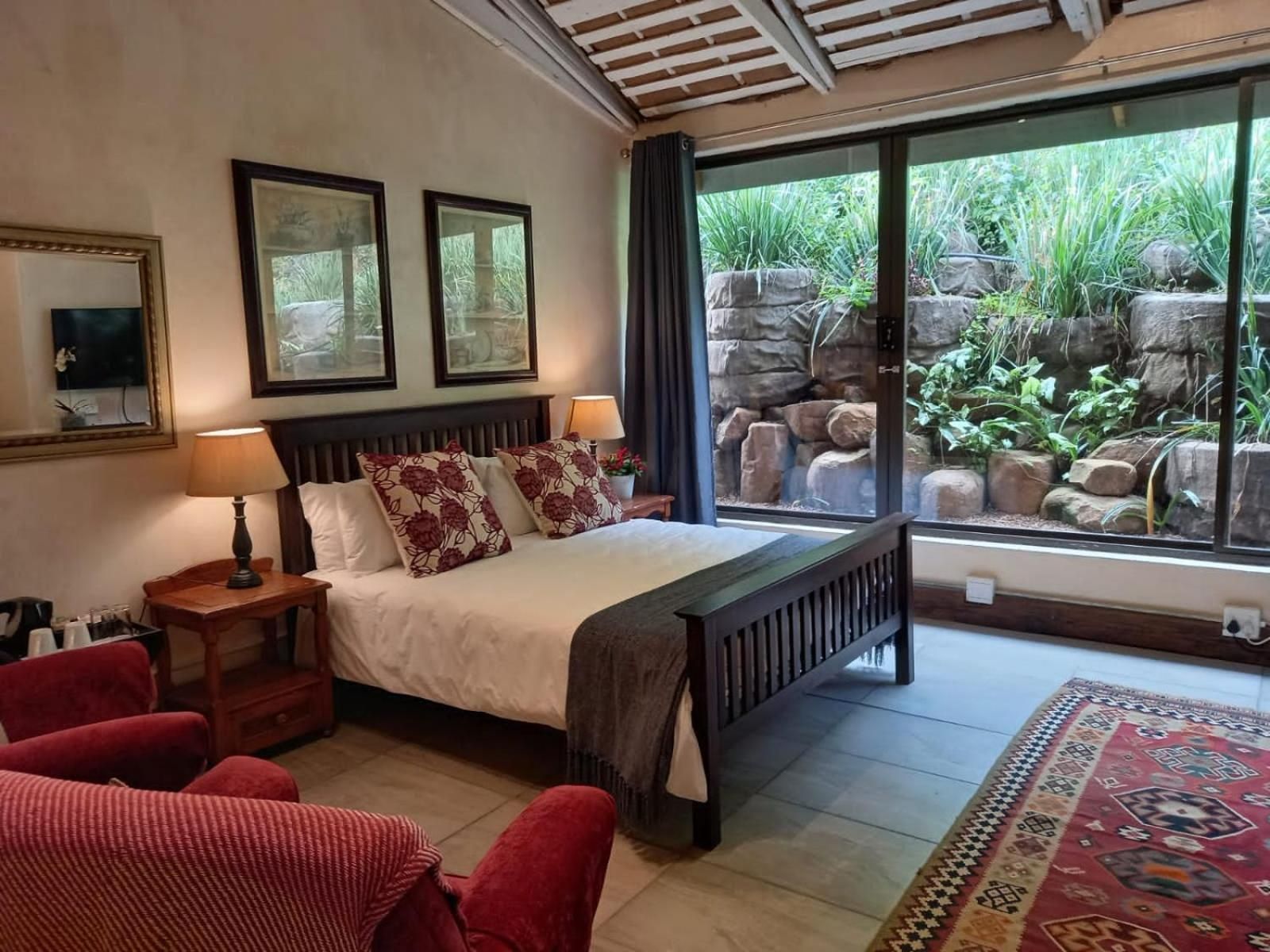 Premier Queen Room