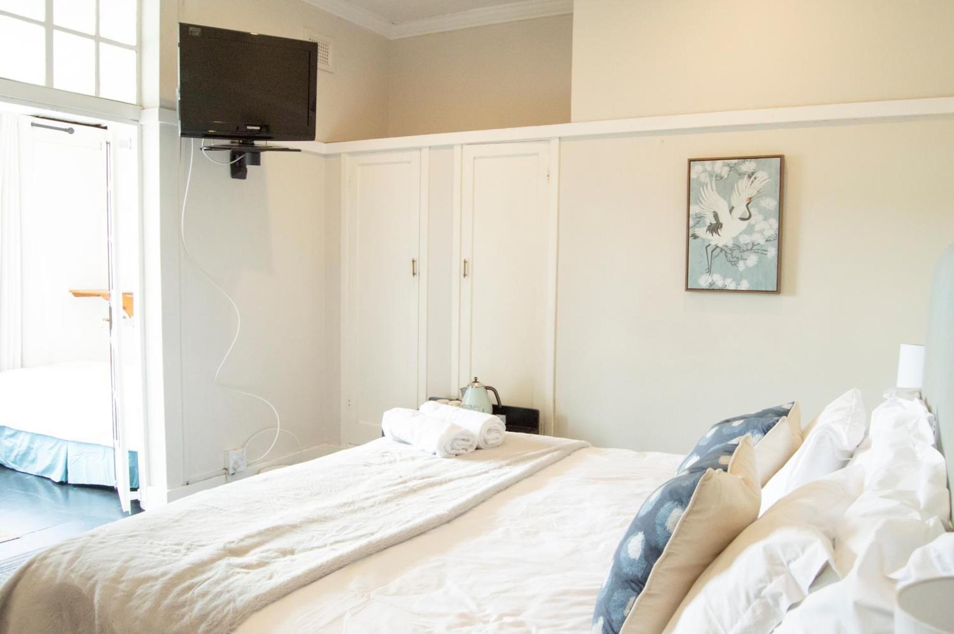 Deluxe King Suite