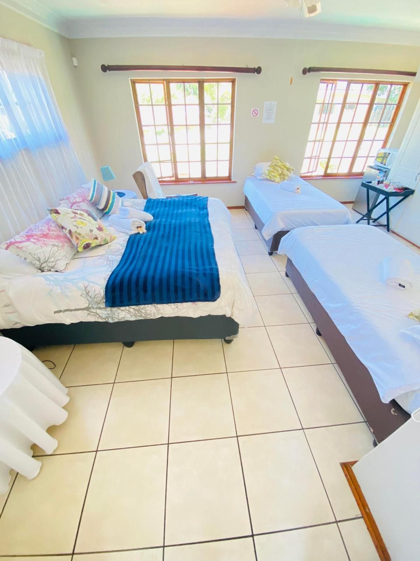 Family Room with Garden View