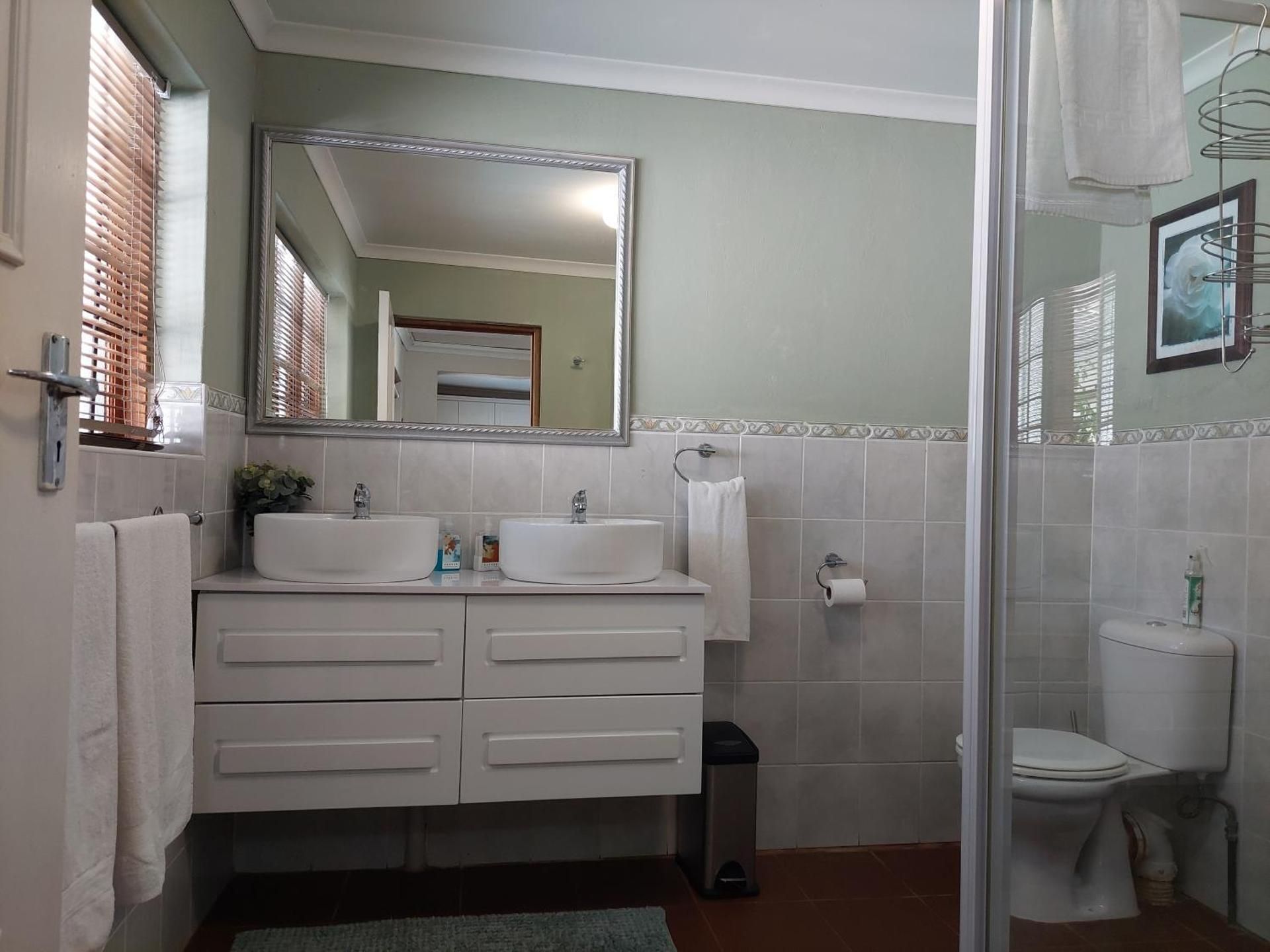 Apartment 7 On Oakleigh Two-Bedroom Family Apartment 2