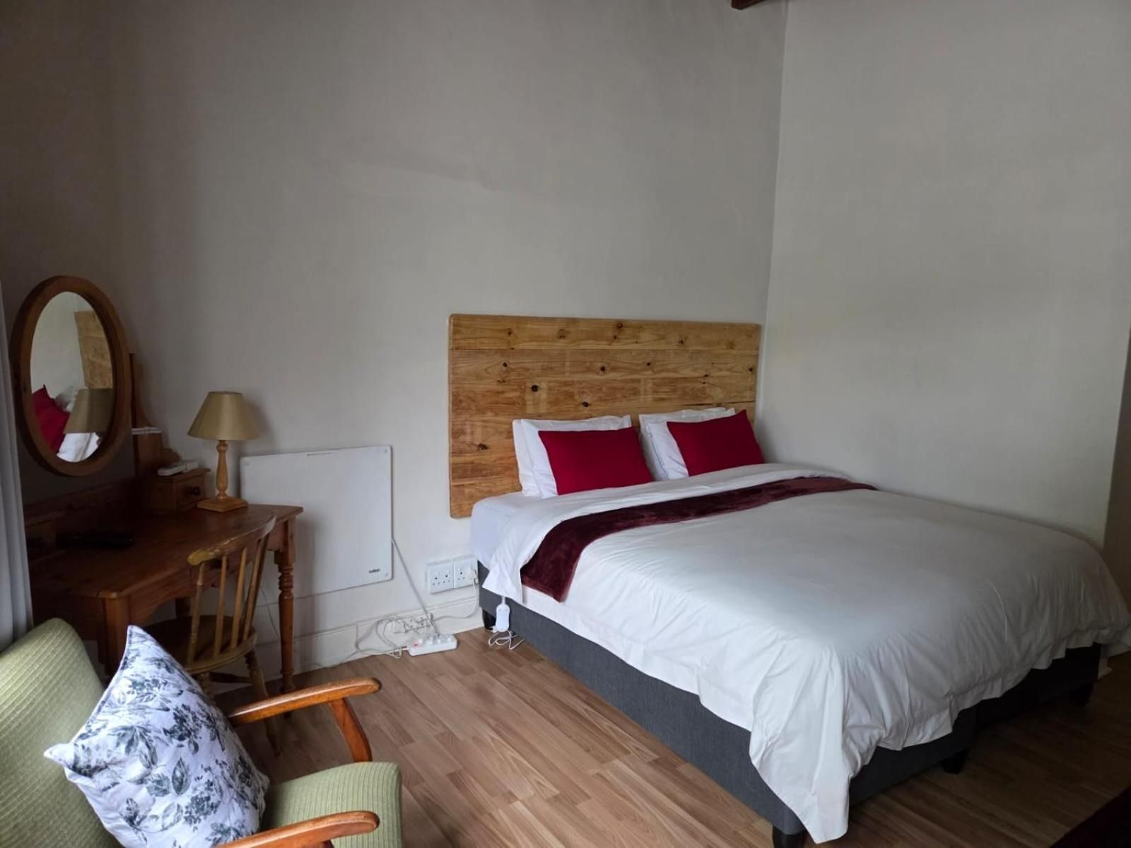 Standard Queen Room