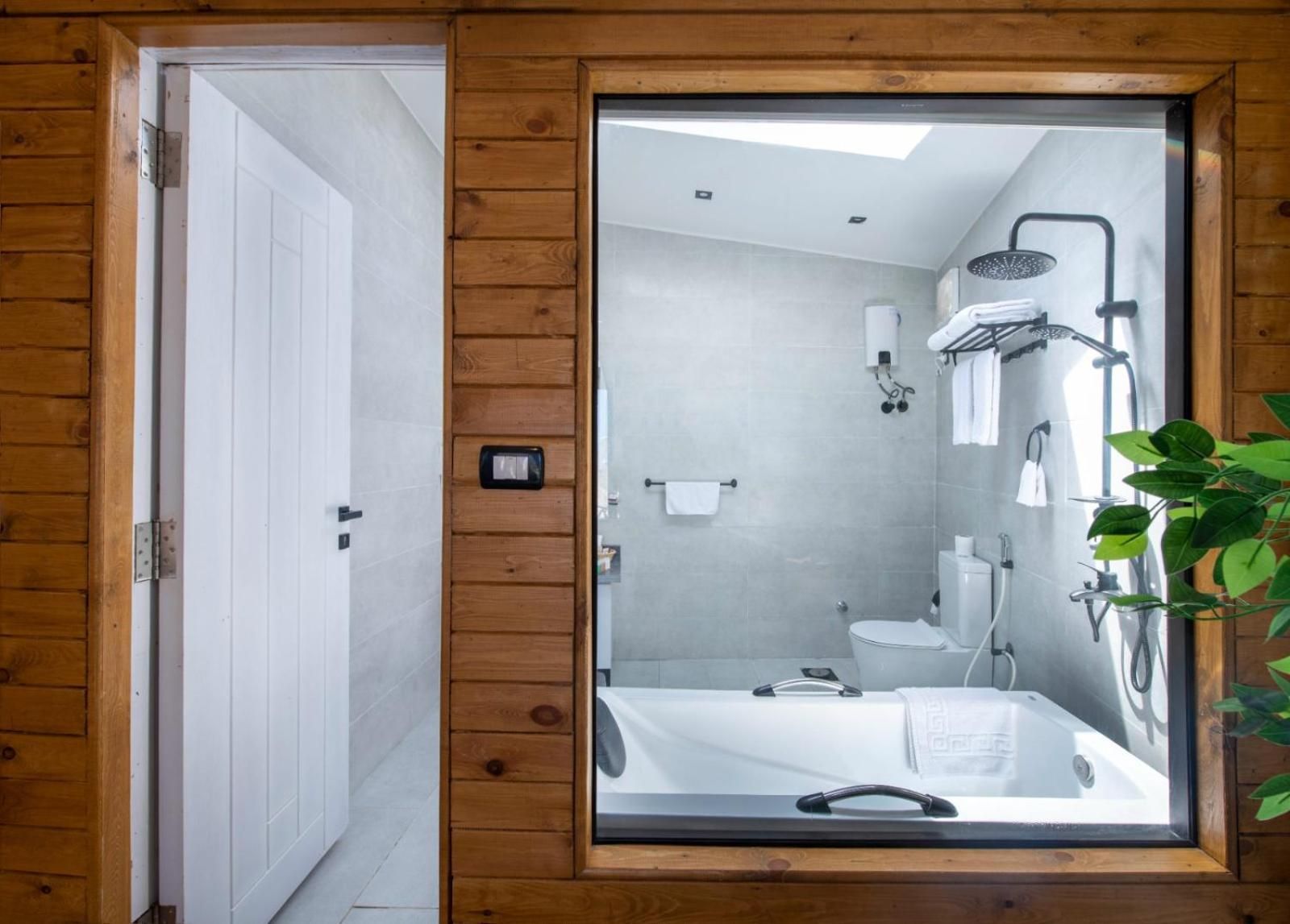 Deluxe Double or Twin Room with Sea View